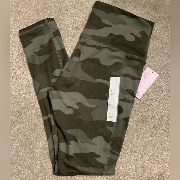 Wild Fable High-Rise Leggings - Picture 3 of 3